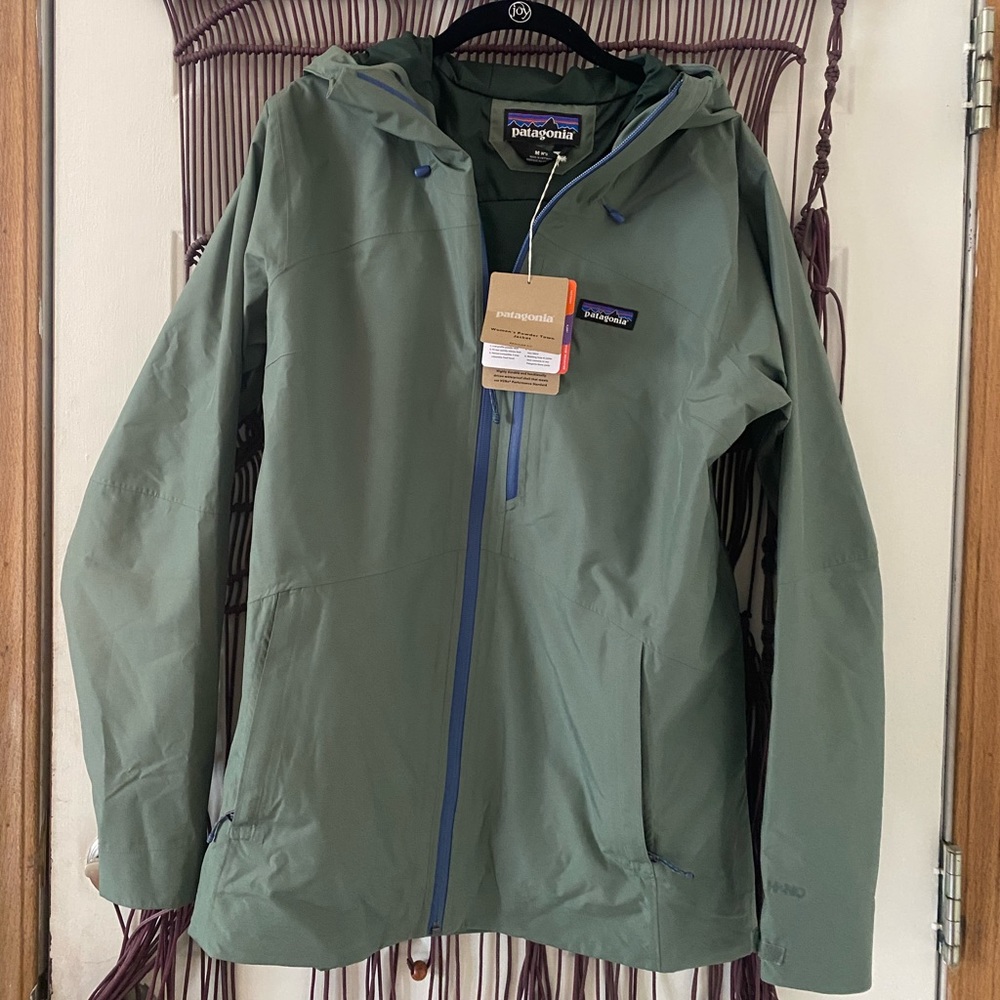 **NWT** Patagonia Powder Town Jacket